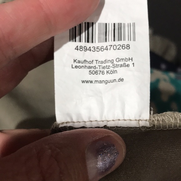 Manguun collection, stunning dress - Picture 4 of 6